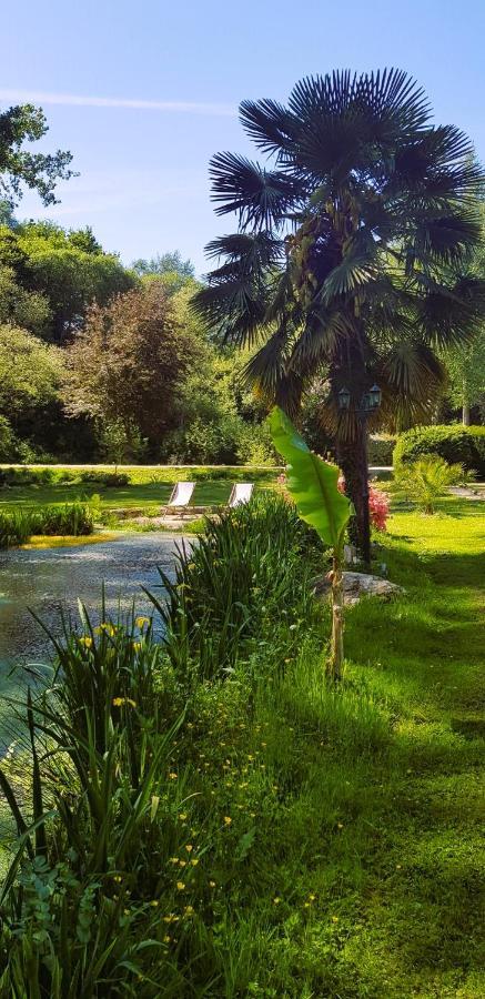 Le Vieux Moulin Gites - A Charming Stone Cottage With Garden View And Seasonal Pool Guégon Eksteriør billede